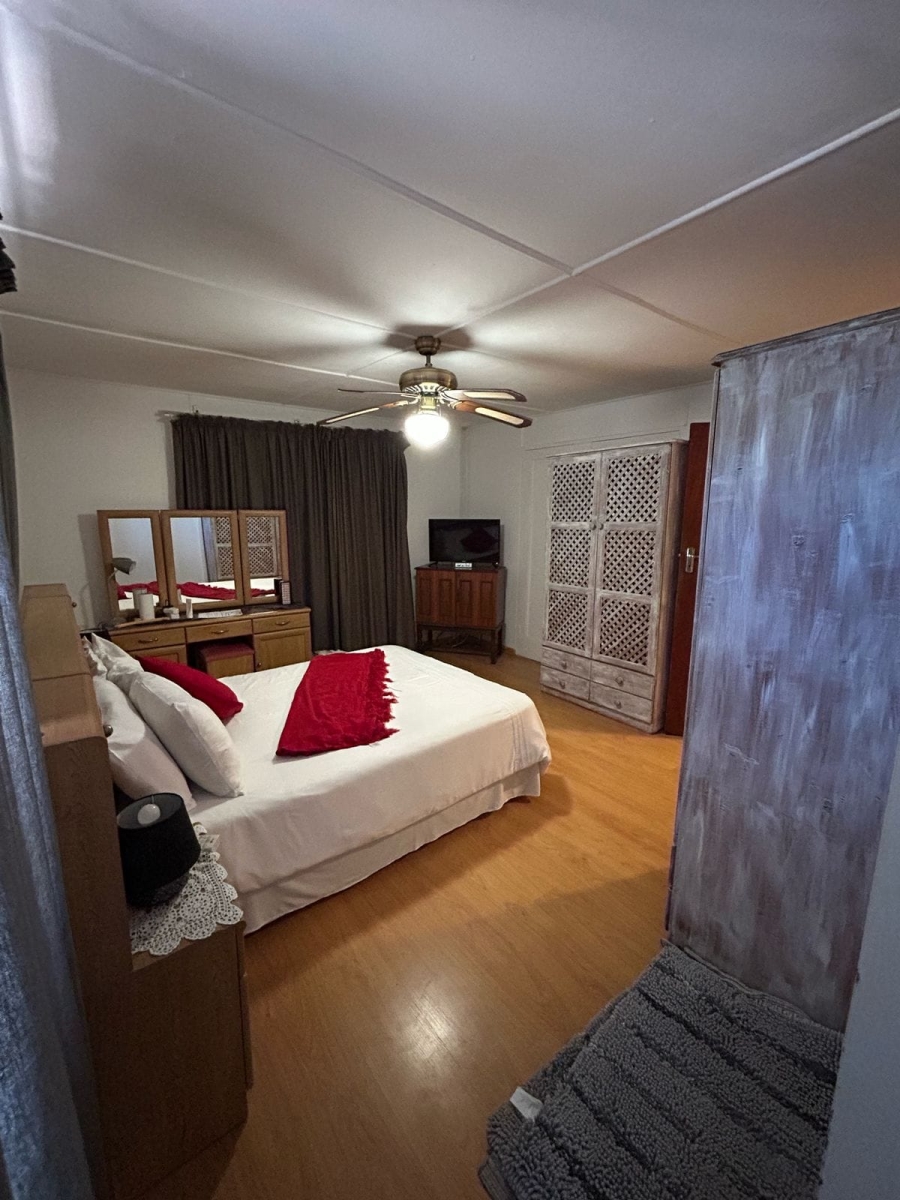 To Let 3 Bedroom Property for Rent in Hartenbos Central Western Cape